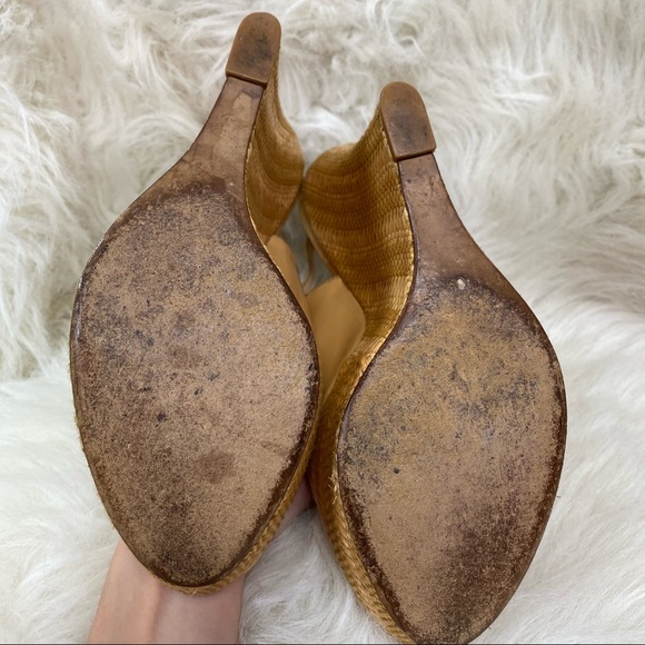 Gucci Vitello Vernice Soft Sable wedge sandal - Picture 11 of 14